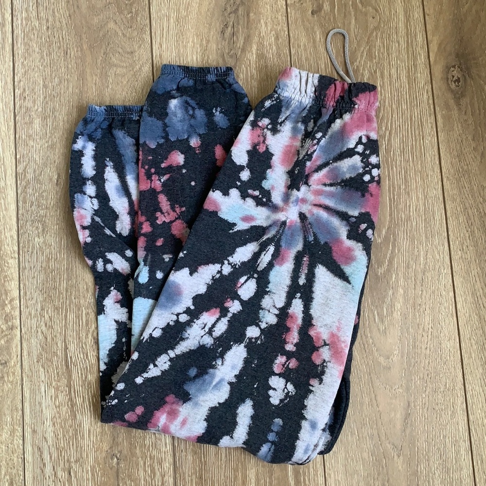 URBAN OUTFITTERS SWEATPANTS